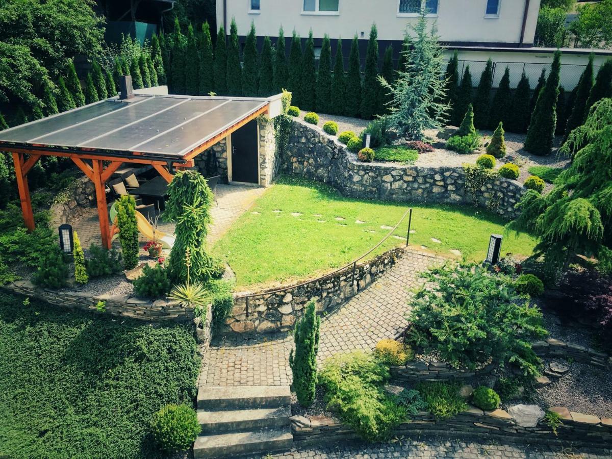特伦钦温泉区 芳缇斯特瑞膳宿旅馆酒店 外观 照片
